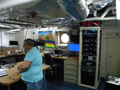 NOAAS Nancy Foster Instruments Room