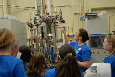 STEM Girls Learn About Bioreactors